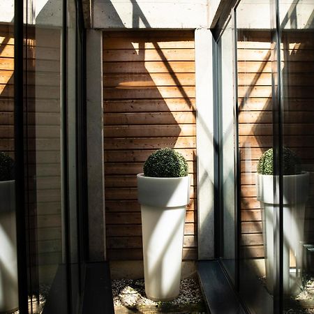 Hotel Le Pavillon 7 オベルネ エクステリア 写真